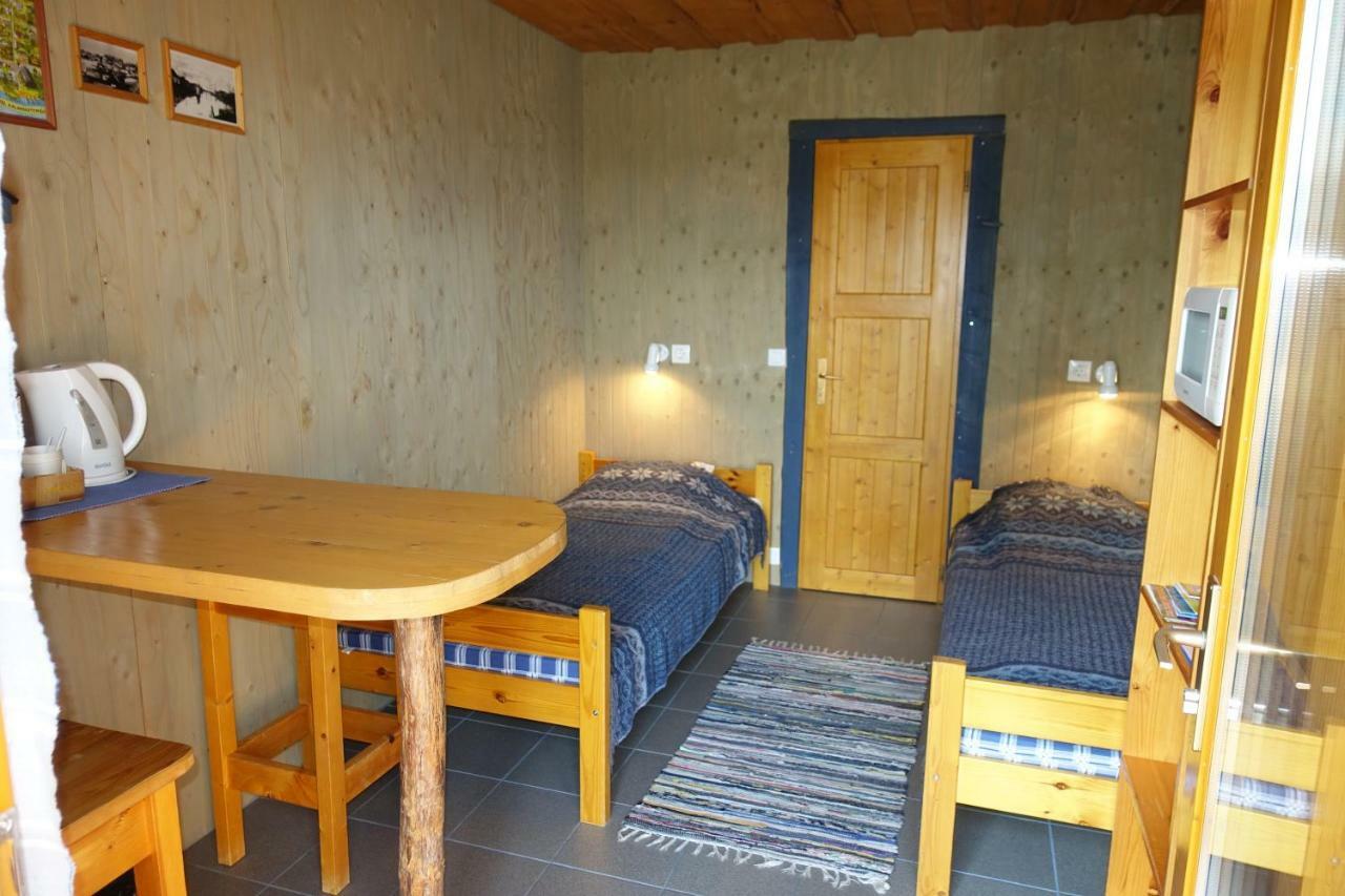 Hostel Kalameeste Maja Mustvee Quarto foto