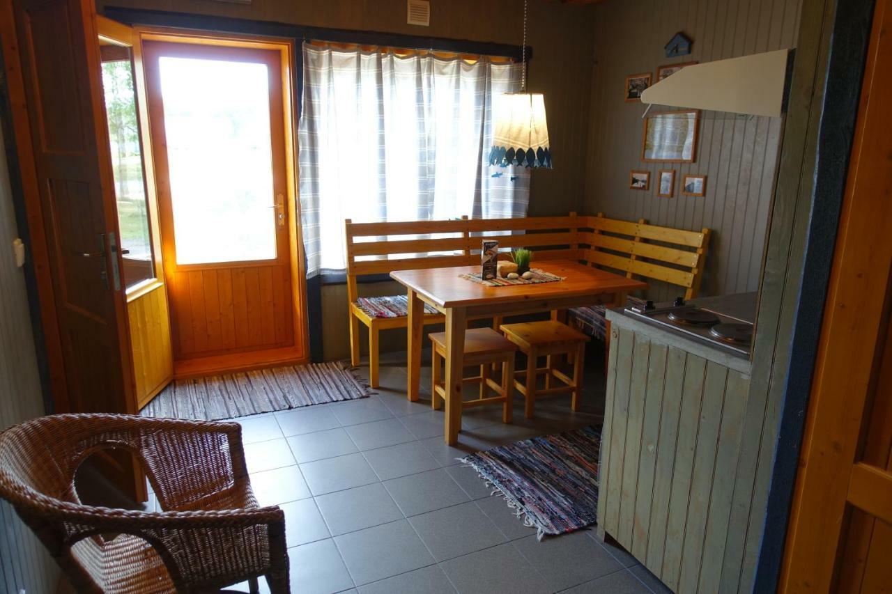 Hostel Kalameeste Maja Mustvee Quarto foto